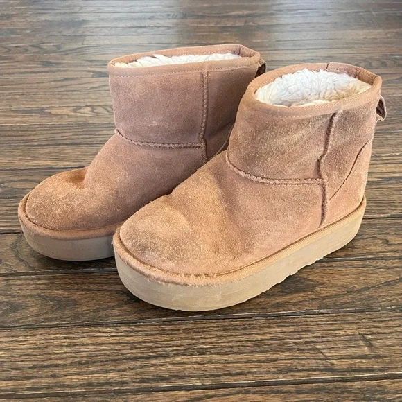 UGG platform ankle boots - Picture 3 of 4